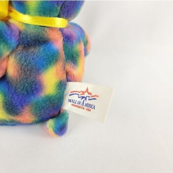 Mall of America 1997 Groovy Tie Dye Bear - Picture 4 of 7